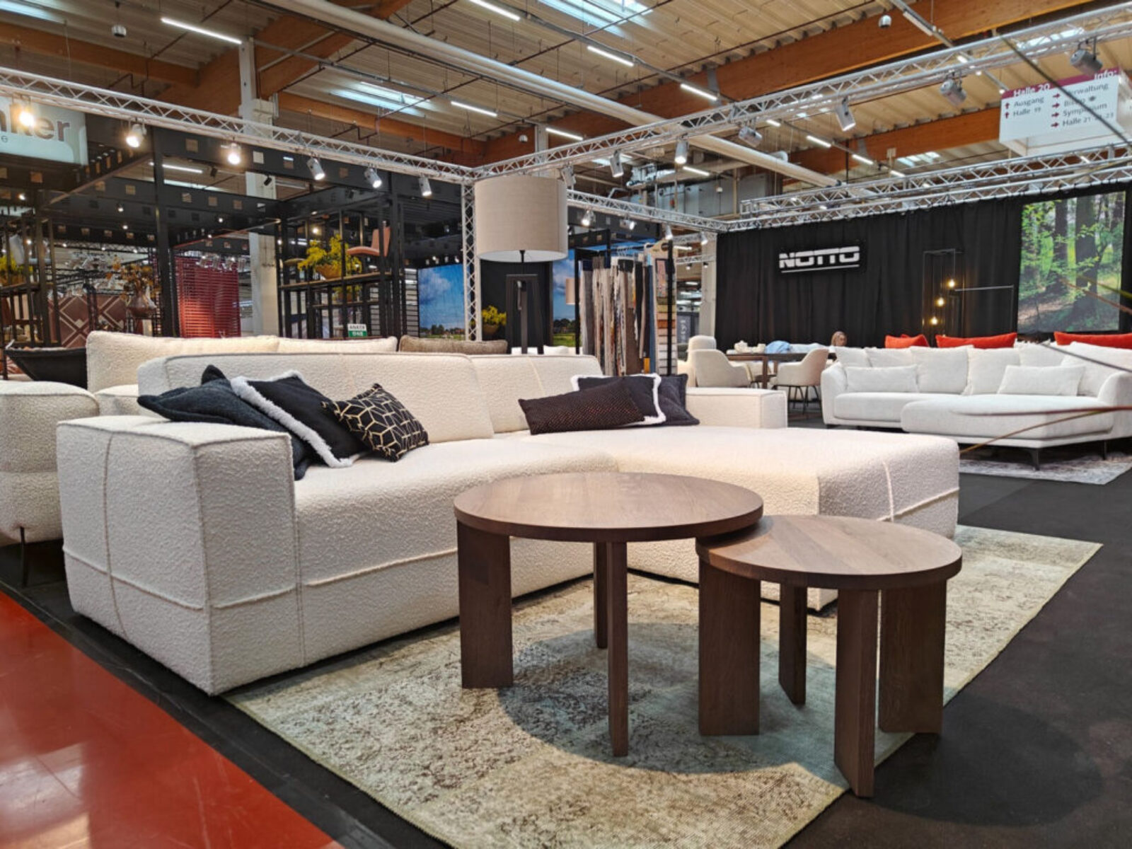 Narożnik na wystawie firmy Notto